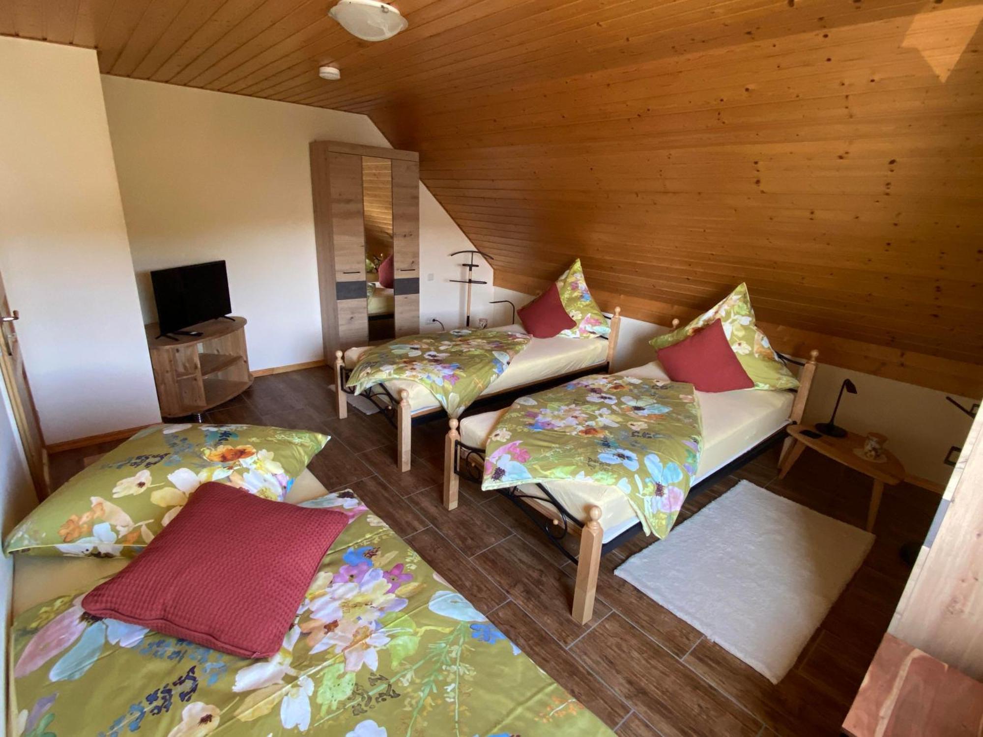 Apartment Feriendomizil Marika Kottenheim